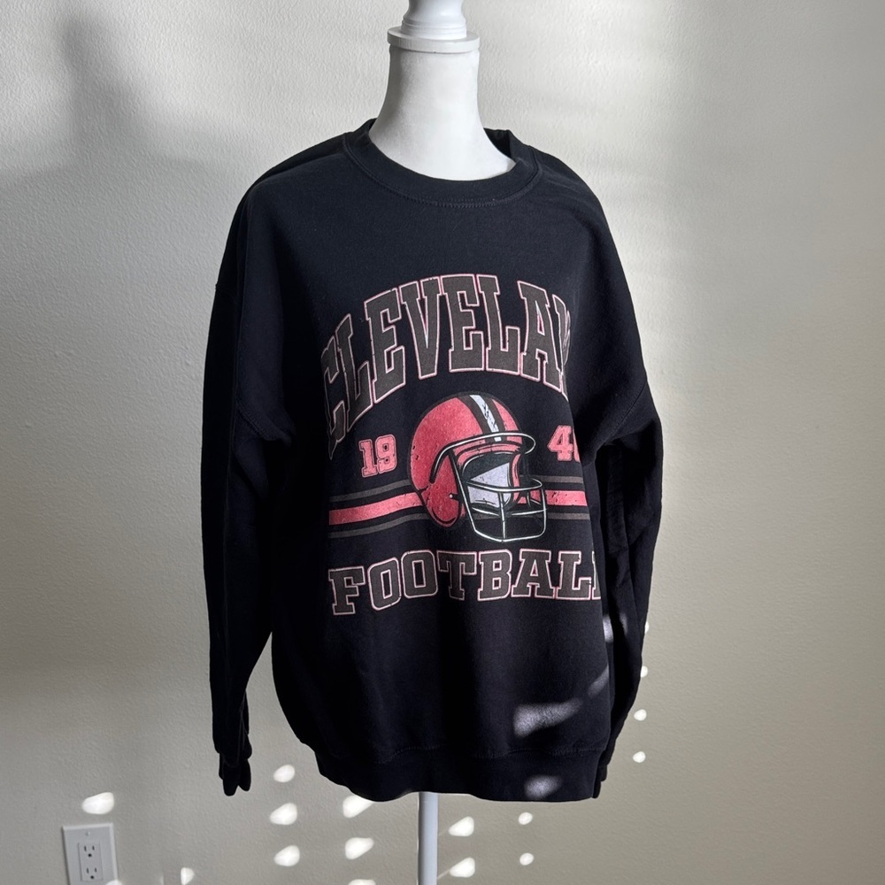 Gildan Black Cleveland Football Crewneck Sweater